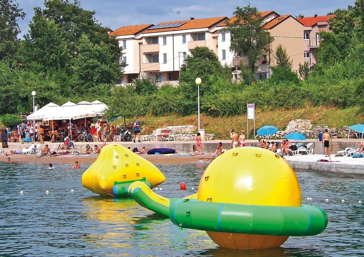 Apartments Maslina II Njivice Exteriör bild